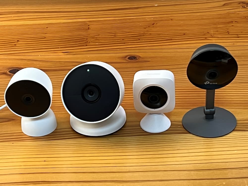 グーグルの監視カメラGoogle Nest Camレビュー。屋内用アダプター式と