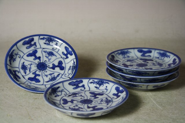 新渡 染付 霊芝紋・なずな紋 鉢（19㎝）中国・無傷 新渡 染付 霊芝紋