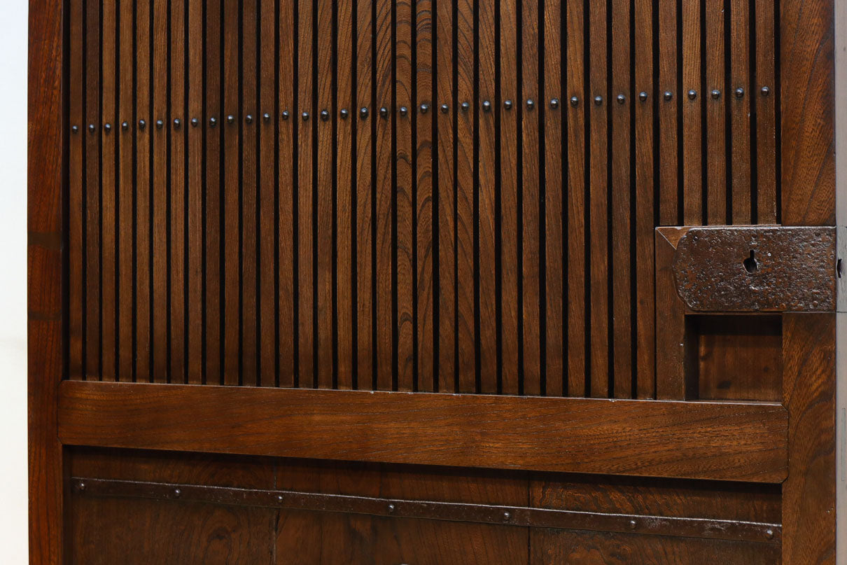 幅1210ミリ、高さ2043ミリ!! 欅杢目の美しい時代の風合いが貫録を