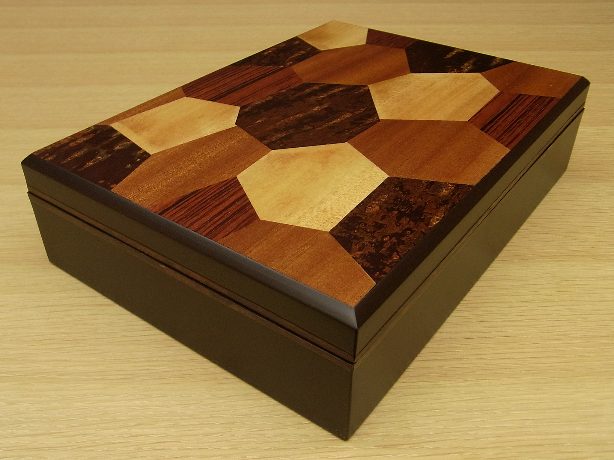 極美品 箱根寄木細工 無垢 文箱 文庫 9寸 極美品 箱根寄木細工 無垢 文