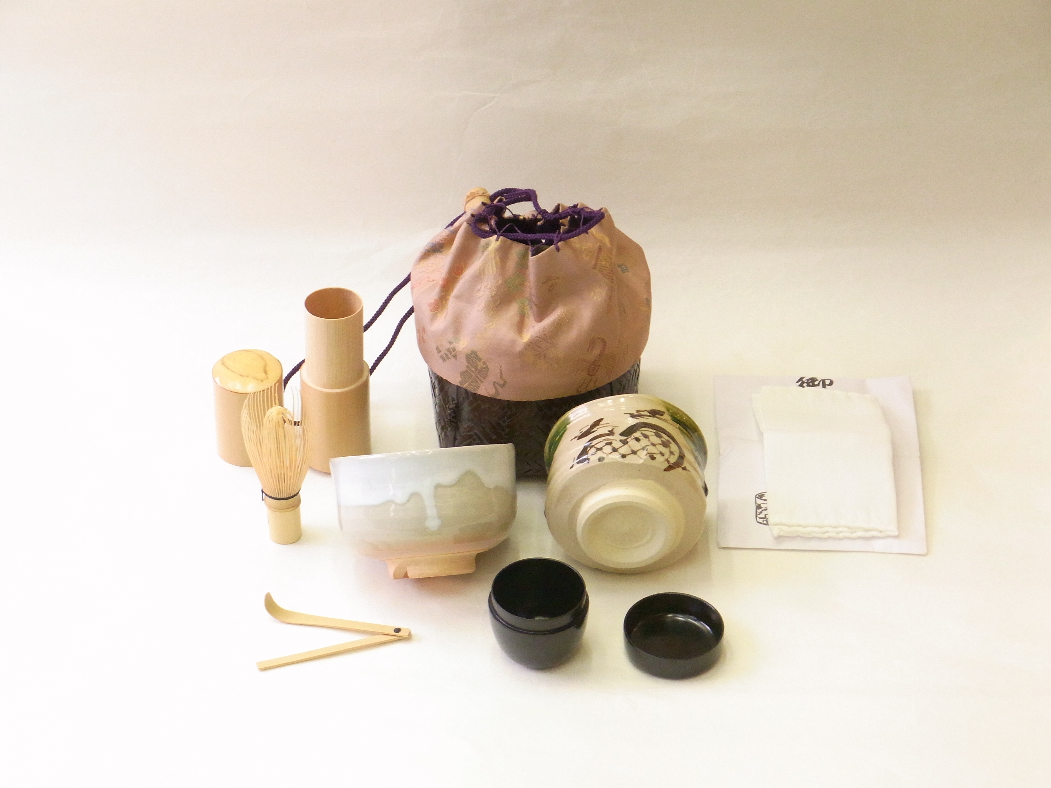 小林漆陶 映える器ギャラリー 岐阜市| 日本一の漆陶器 茶道具の品揃え