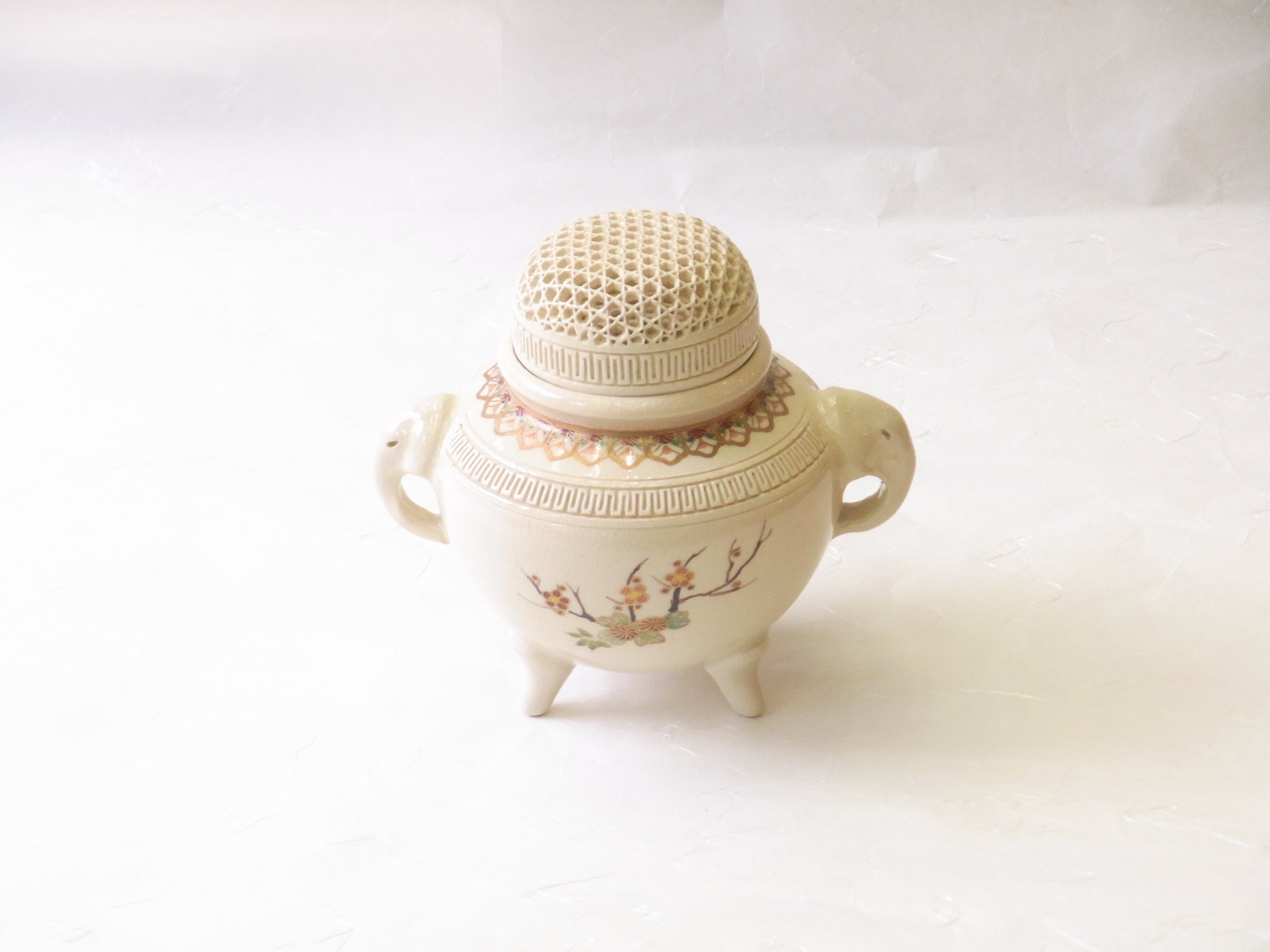 小林漆陶 映える器ギャラリー 岐阜市| 日本一の漆陶器 茶道具の品揃え