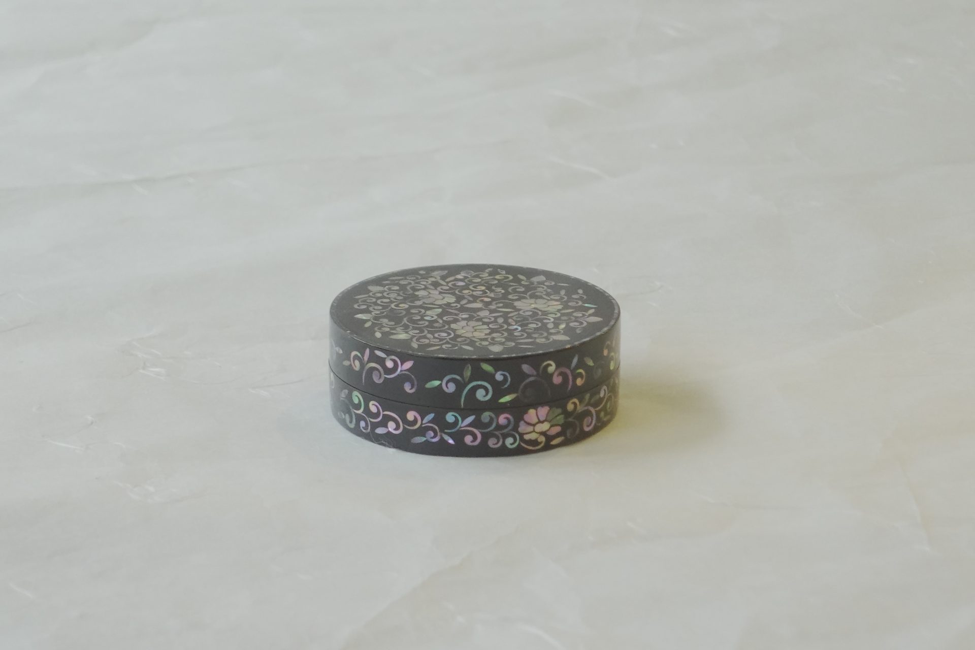 小林漆陶 映える器ギャラリー 岐阜市| 日本一の漆陶器 茶道具の品揃え