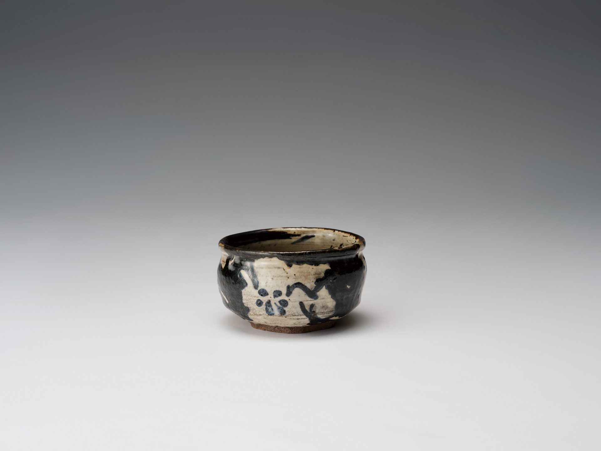 小林漆陶 映える器ギャラリー 岐阜市| 日本一の漆陶器 茶道具の品揃え