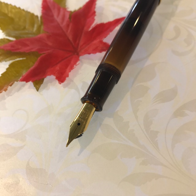 ペリカン スモーキークォーツ入荷しました！ | ナガサワ文具センター