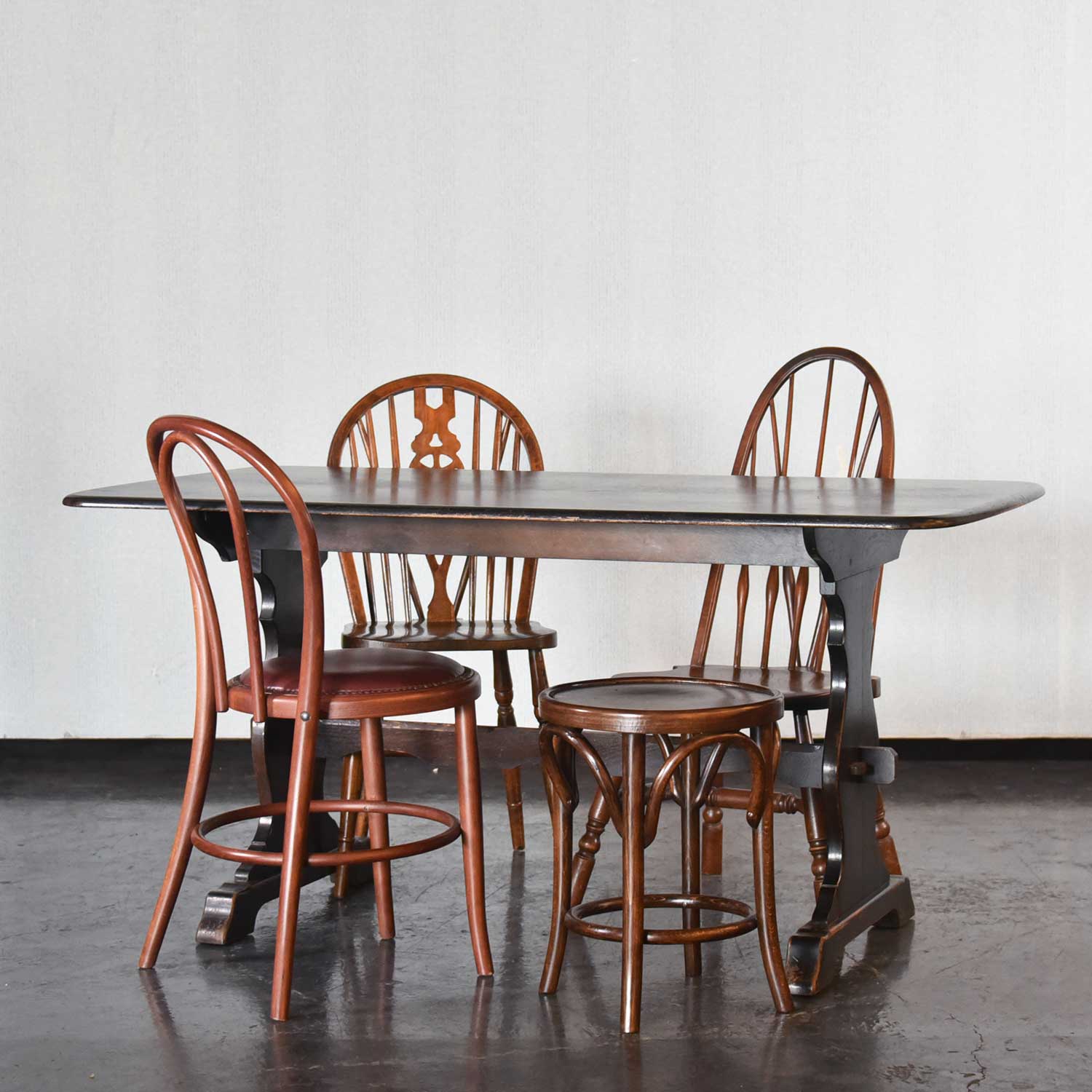 イギリス アンティーク 家具 アーコール ダイニングテーブル 英国製