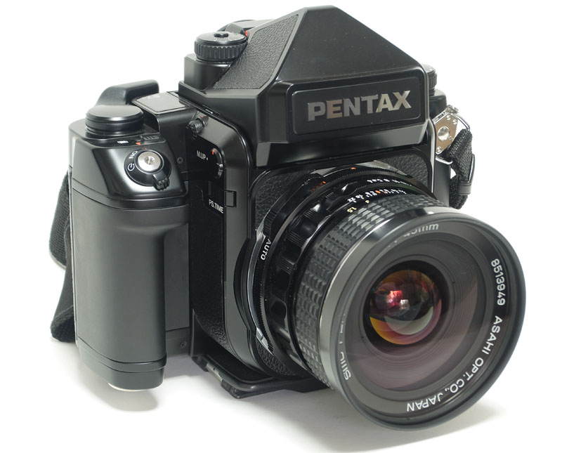 PENTAX67Ⅱ 中判フィルムカメラ 木製グリップ、部品付き