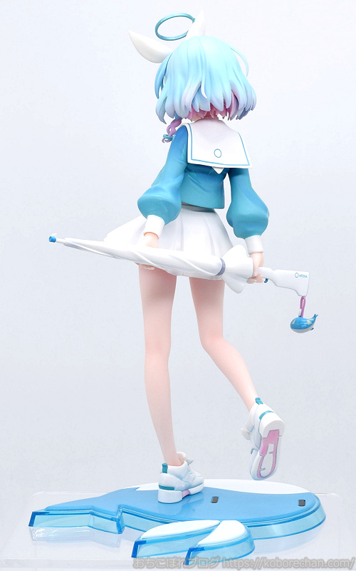 あみあみ限定版 ブルーアーカイブ アロナ 1/7 フィギュア ゴールデン