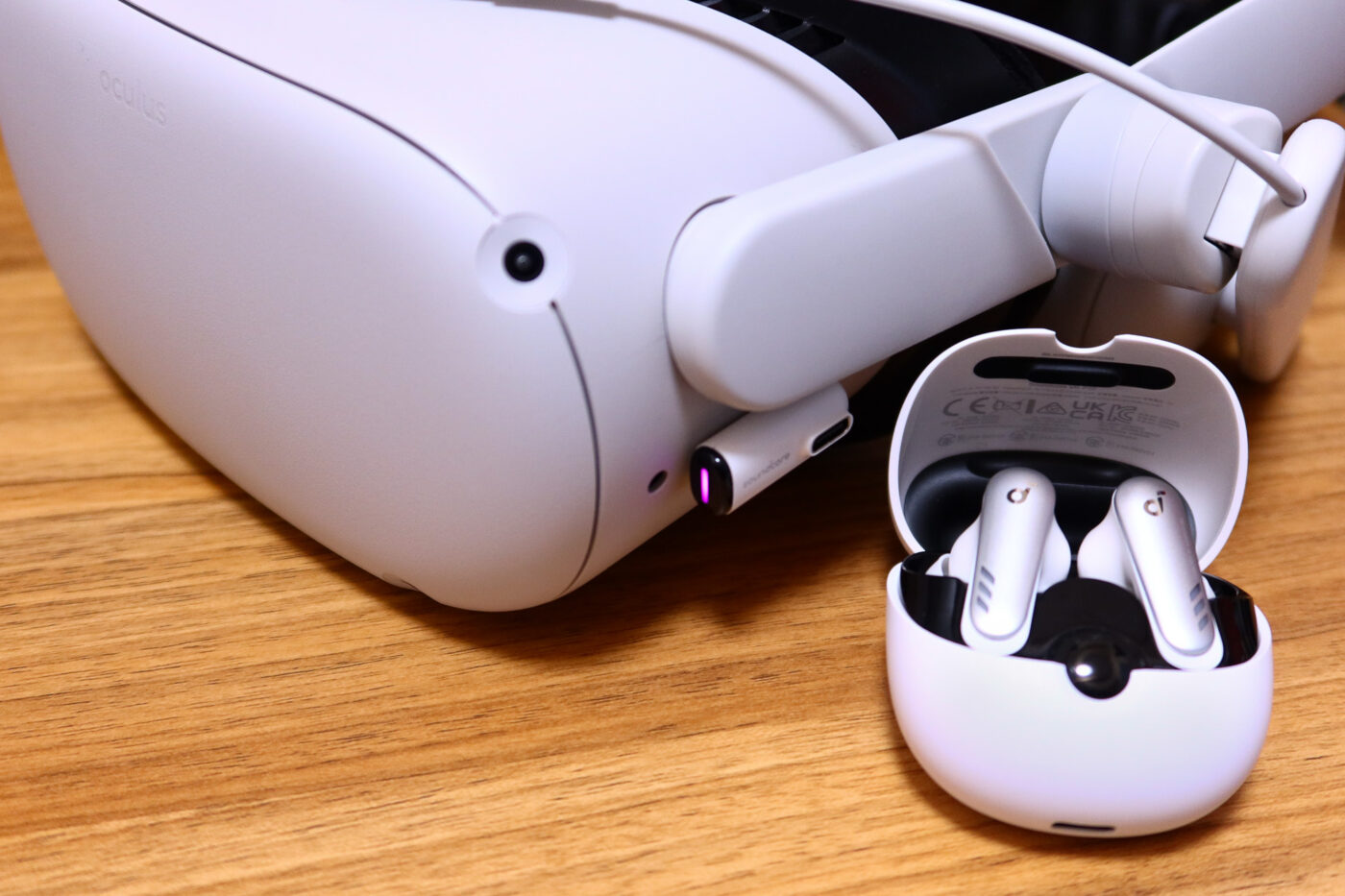 VRChat】イヤホン勢に超おすすめ！VRヘッドセット用の超低遅延