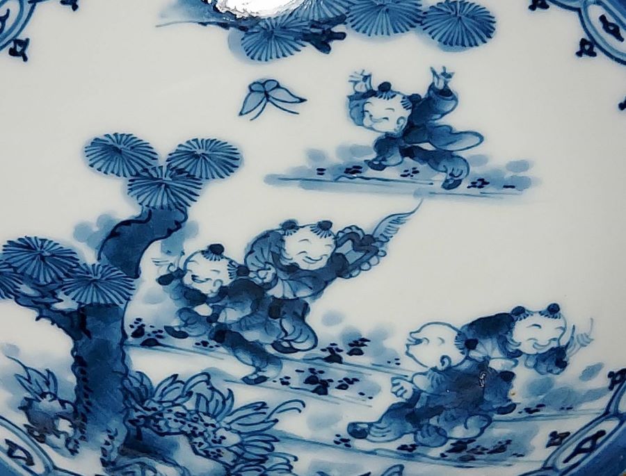 唐子がおどる・三川内焼/平戸焼・磁器染付・透かし彫り 古染付｜美術品