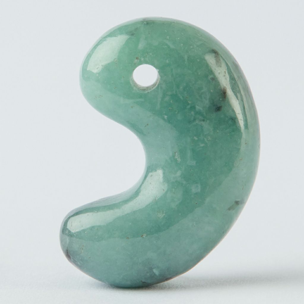 超希少 7cm 祖父のコレクション 糸魚川 翡翠 勾玉