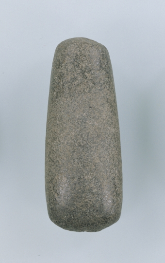 縄文時代 磨製石器 『石斧』 … 詳細不明