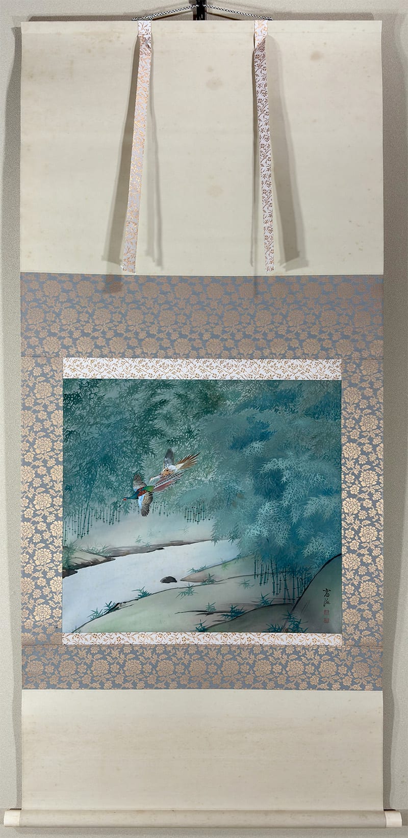 美品 掛け軸 城康夫作「初夏」さくらんぼ図 共箱 太巻き付 美術年鑑