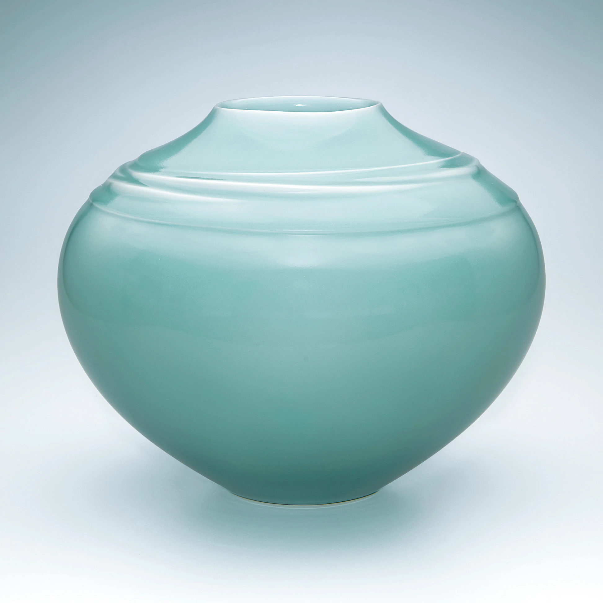 青磁堆磁線文壺(神農 巌)｜ギャラリージャパン