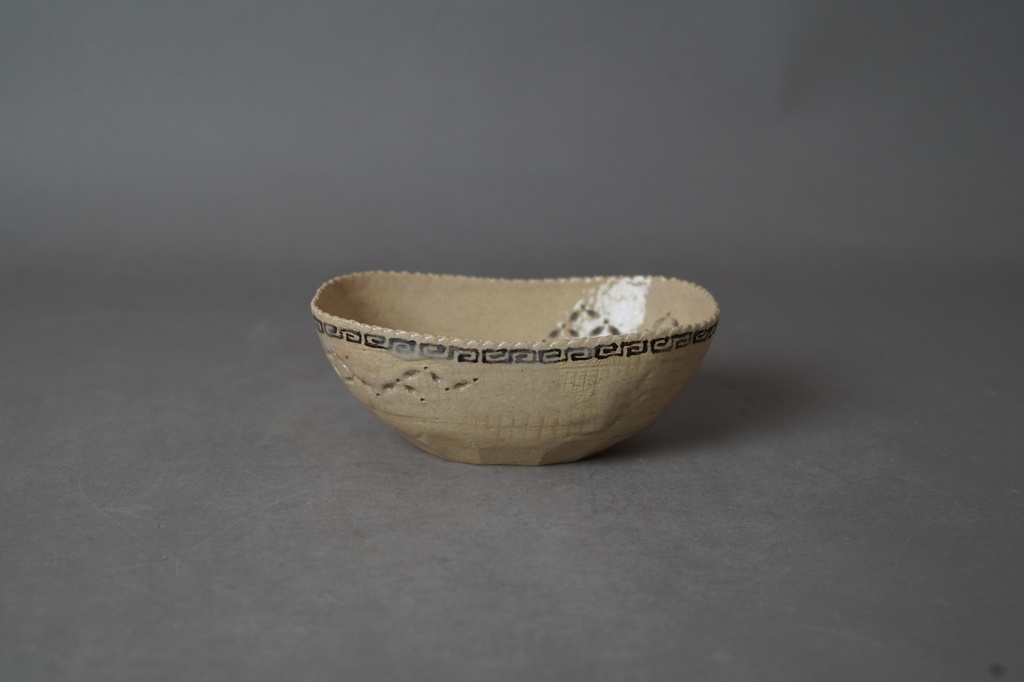 御深井焼 瀬戸釉 水指 近左真塗蓋添: Journal of FUJII KOUNDO