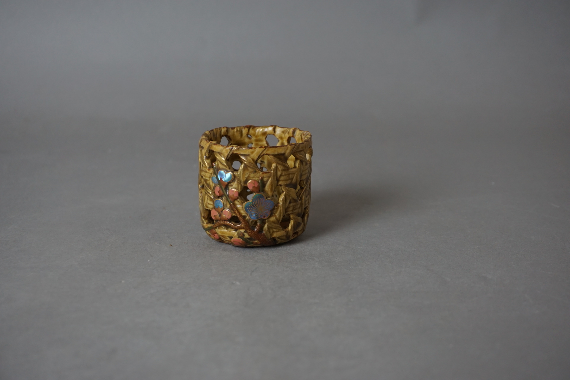 大仲翠月（宝漆陶） 花籠蒔絵 蓋置 喜寿造】 : Journal of FUJII KOUNDO