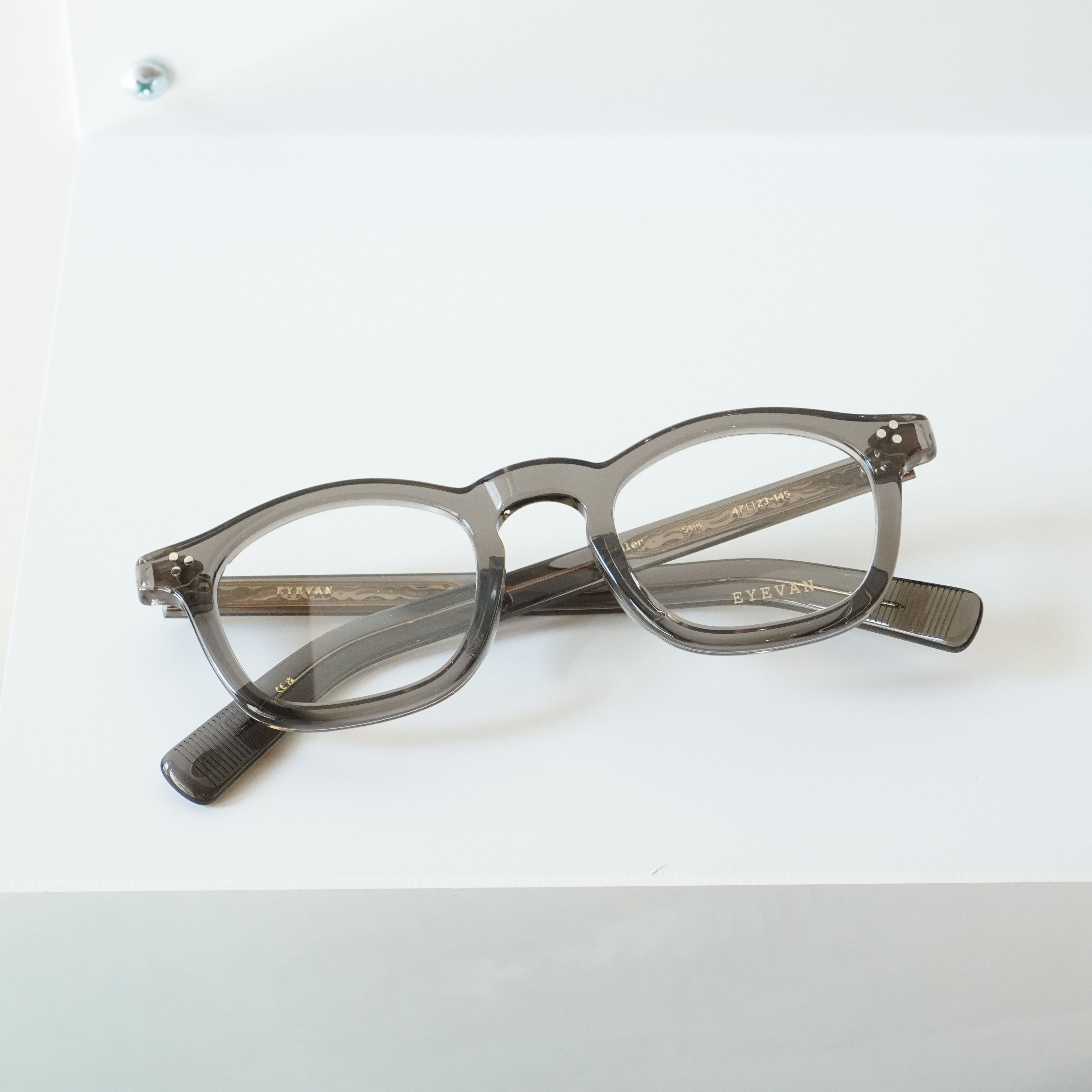 EYEVAN アイヴァン / SADLER 47 / SMK (SMOKE) / メガネ – KRANC OPTICAL