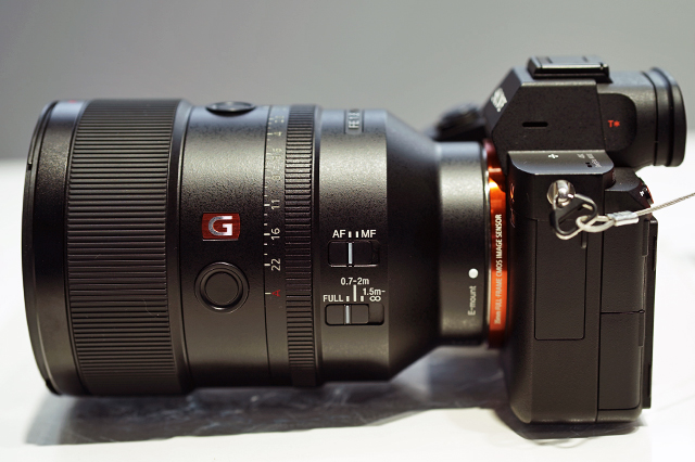 G Masterレンズ 大口径望遠単焦点レンズ FE 135mm F1.8 GM