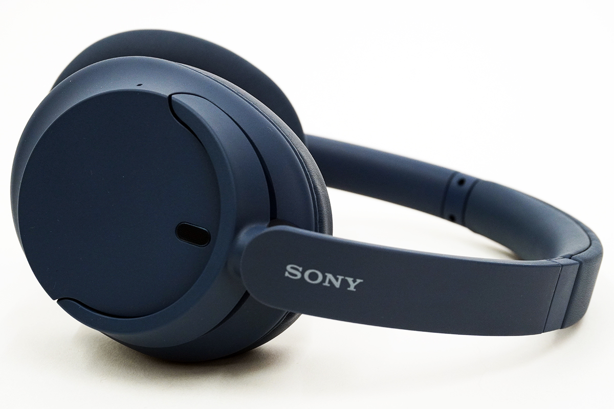 ソニーワイヤレスノイキャンヘッドホン最軽量モデル「WH-CH720N」に