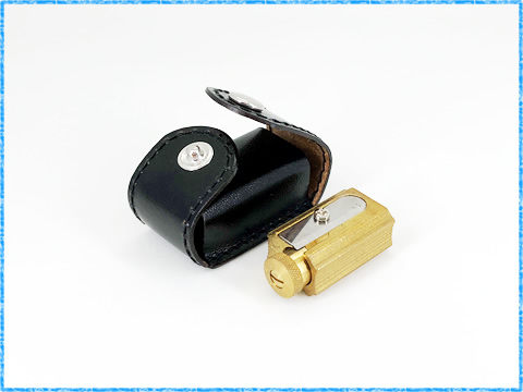 DUX 鉛筆削り 真鍮 ケース付き DUX (ダックス) 鉛筆削り・メタル