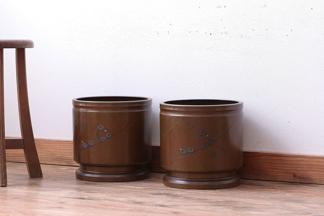 蔵の片付けで見つかった古道具の銅火鉢 - 古道具・古家具買取専門店