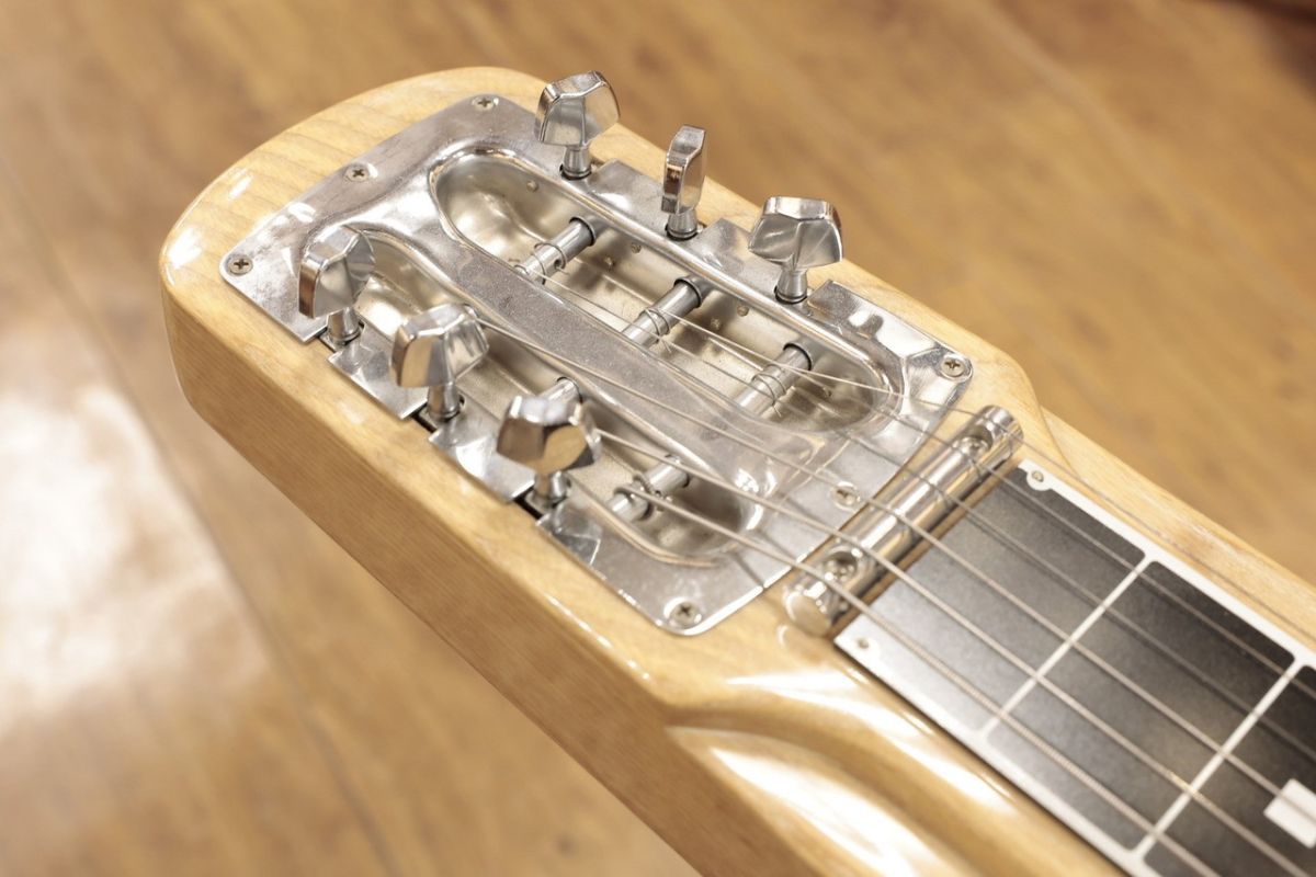 Guyatone グヤトーンスチールギター 6弦 木製ボディ