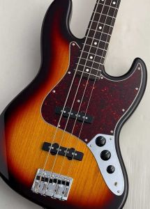 Fender エレキベース サンバースト 4弦 Fender 1978 Jazz Bass 3-Color