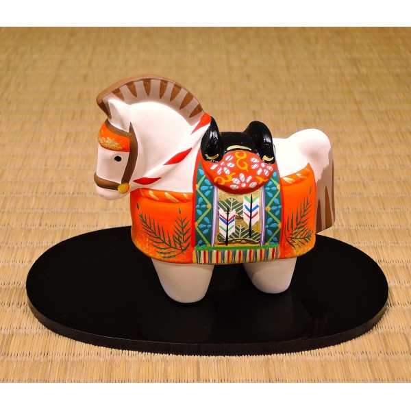 京陶人形 招福土鈴 駒犬 耕園作（松竹梅柄） | 小刀屋