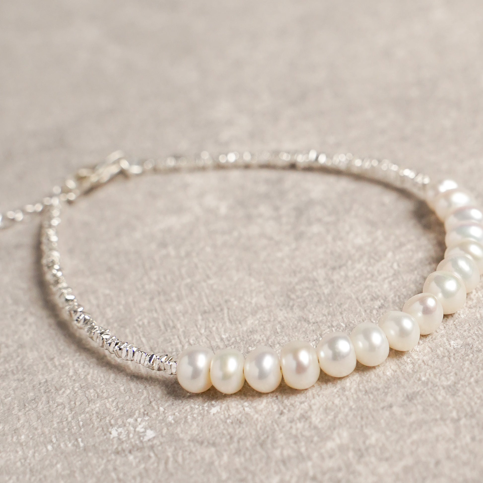 ブレスレット シルバー 淡水パール 重ね付け ブラックスピネル 天然石