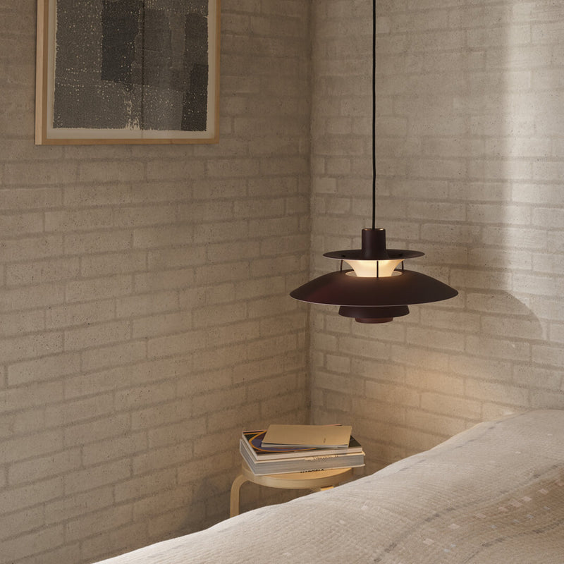 PH 5 モノクローム・バーガンディー ペンダントライト Louis Poulsen