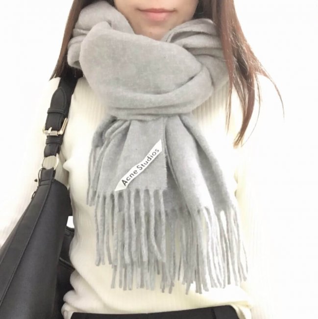 大人気 AcneStudios 大判ストール フリンジマフラー ライトグレー Acne