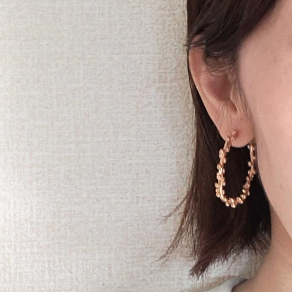 新しいピアスとアクセサリーのお手入れ | LEE