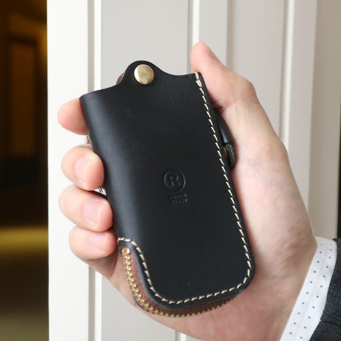 レザーZIPキーケース