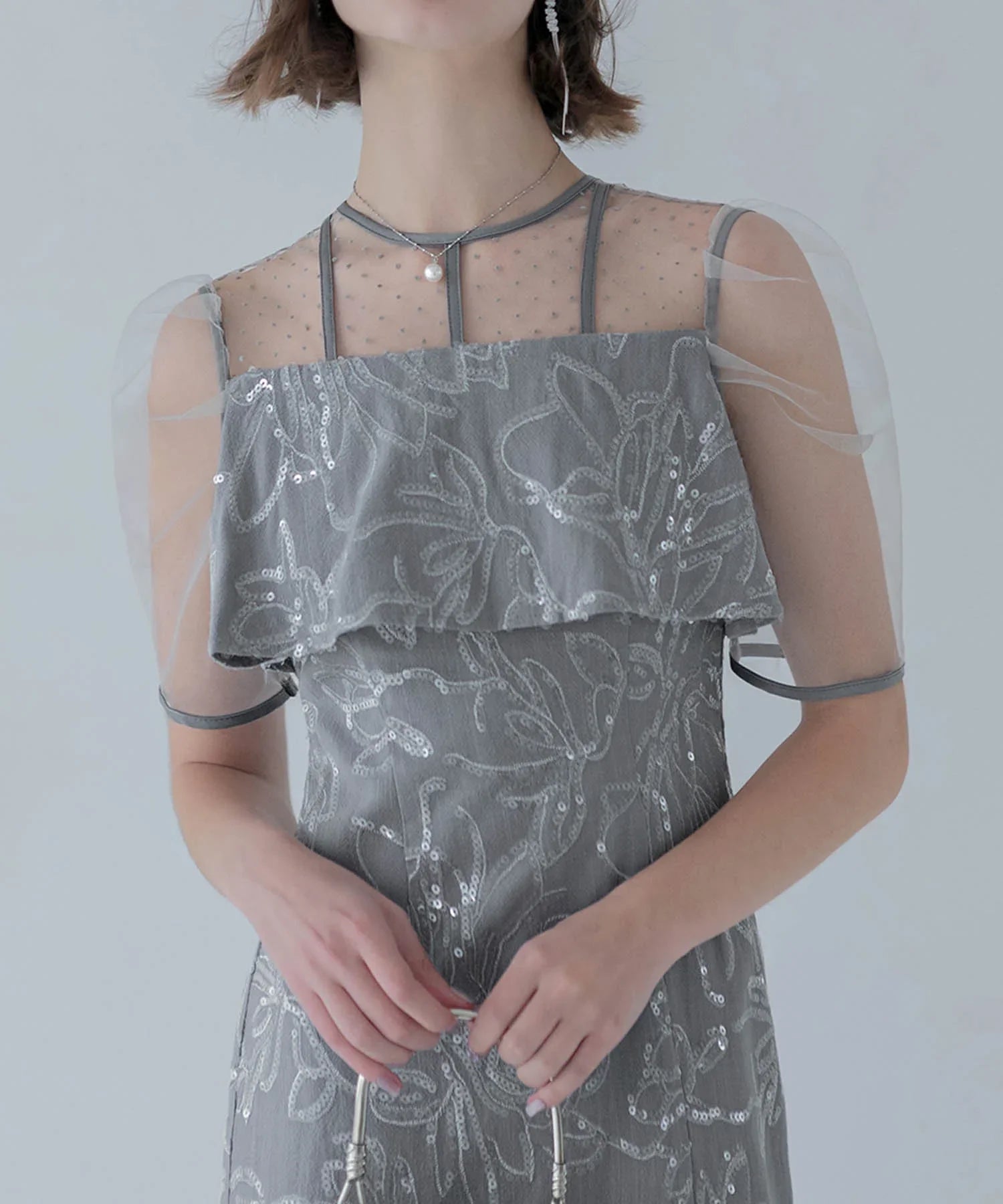 一部当日発送】ドットチュールフラワースパンコールIラインワンピース