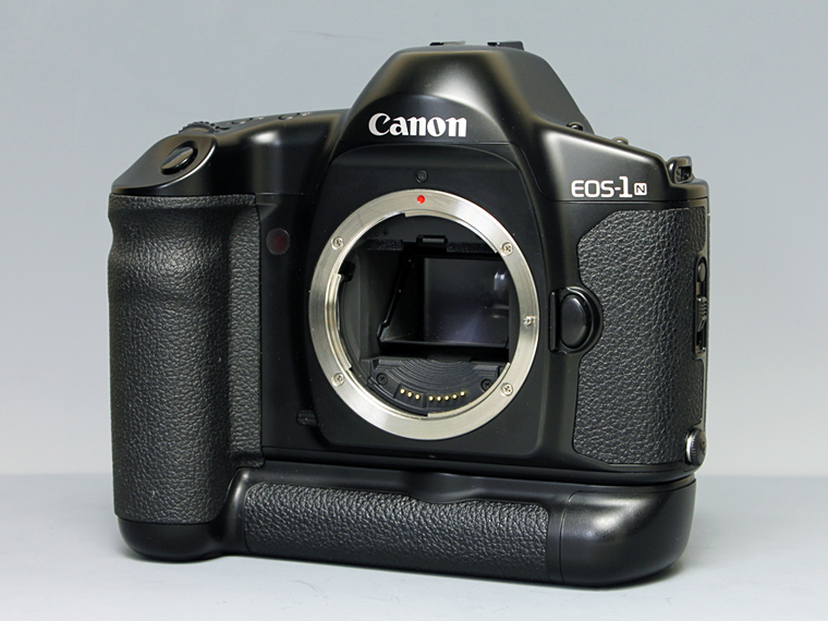 ❁希少 奇跡の未使用❁CANON キャノン EOS-1N 一眼レフ ボディ