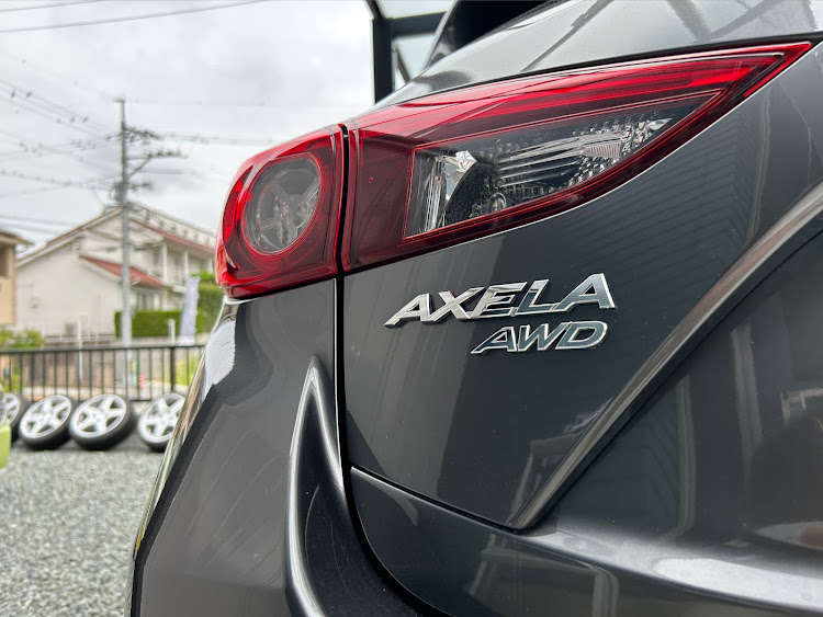 アクセラスポーツのアクセラ・マフラー加工・中間ストレート・DIY・iKT