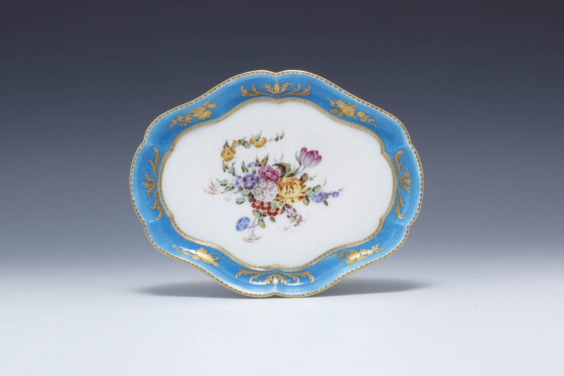 セーブル Sevres 1760 ブルーセレステ花絵小トレイ | 西洋骨董陶磁器