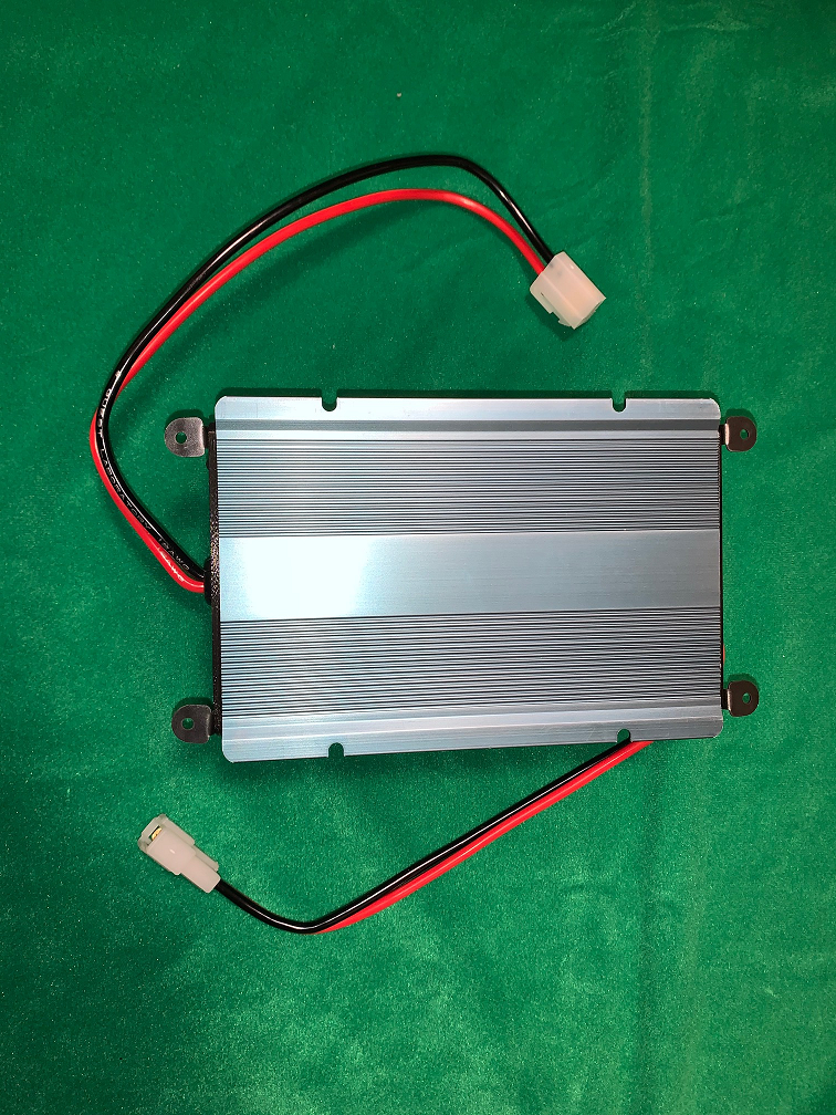 新発売 DCDCインバーター 11V→13．8V 連続25A 最大32A 送料込