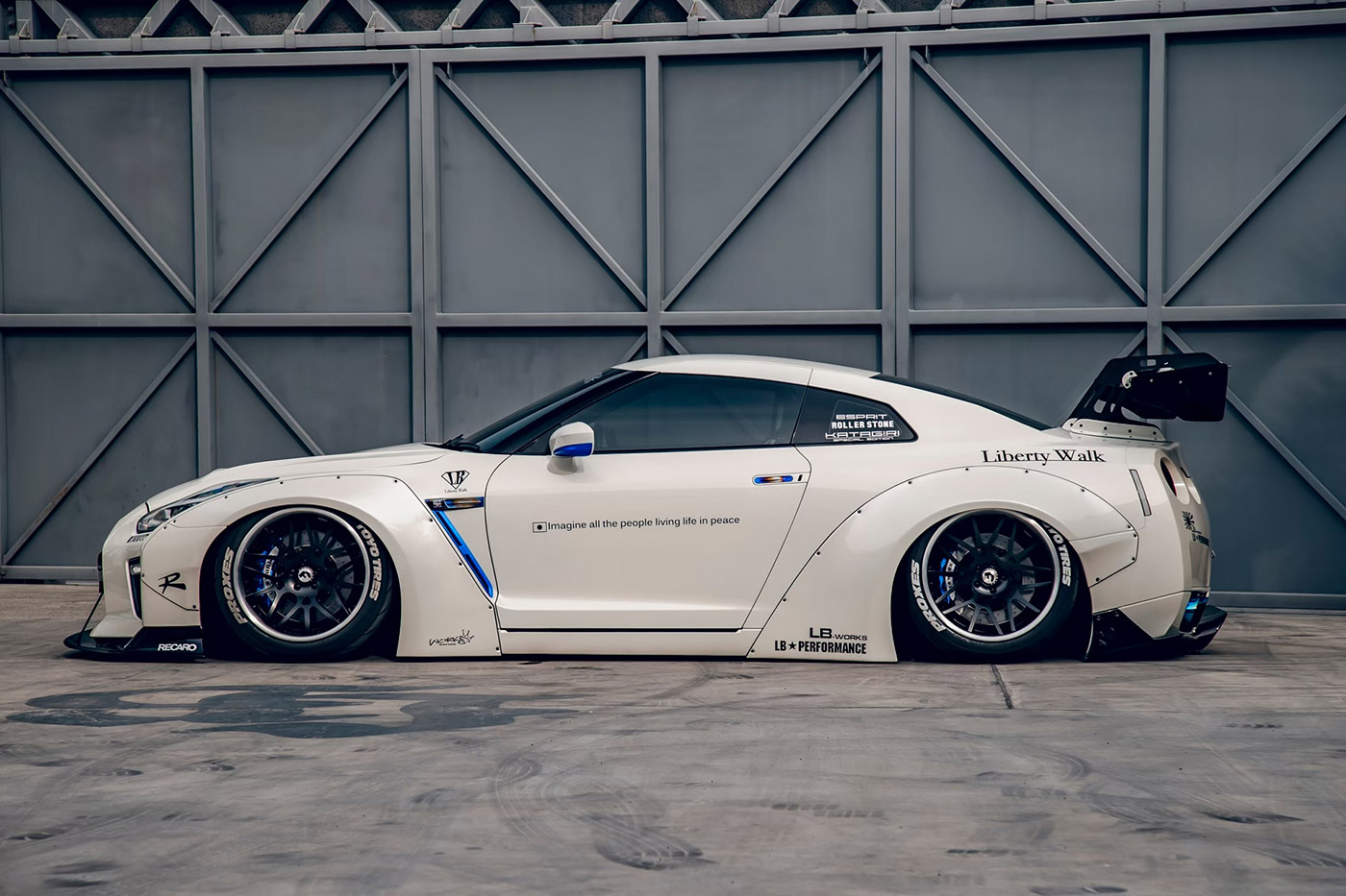 LB-WORKS NISSAN GT-R R35 type 1.5 - LIBERTY WALK | リバティーウォーク
