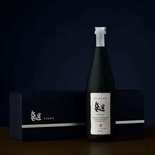 日本酒 思凛(しりん) 純米大吟醸 720ml SHIRIN 山形県 奥羽自慢 SAKE