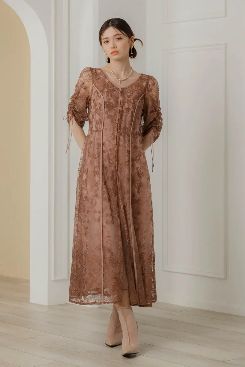 ピンクのエンブロイダリーレイヤードドレス | Dorry doll | M