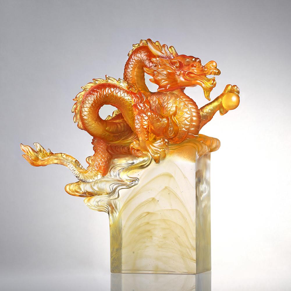 琉璃工房 龍の置物