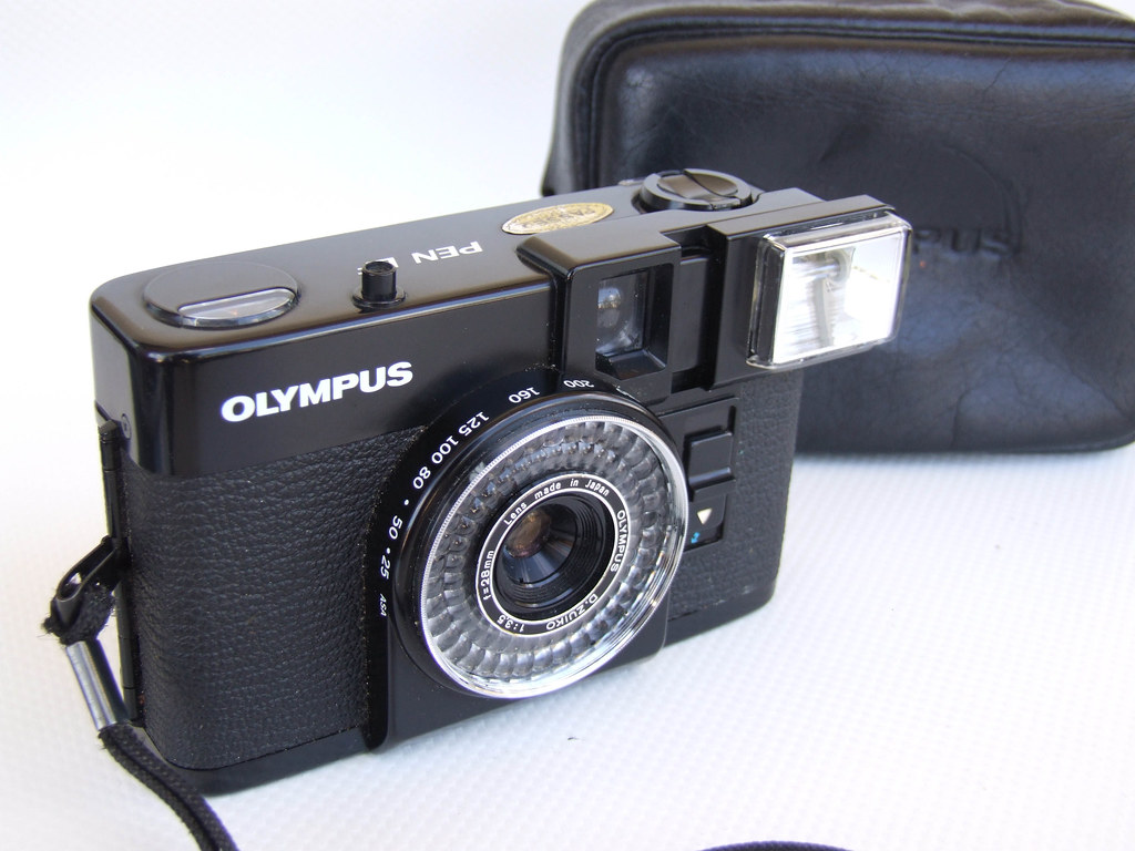 Olympus PEN EF Half-frame camera DSCF3322.jpg | Olympus PEN … | Flickr