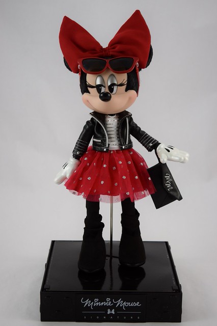 ミニー シグネチャードール 2018｜フィギュア
