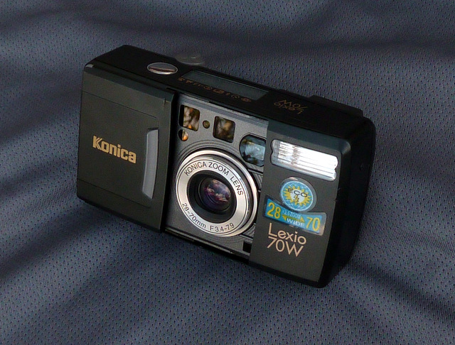 Konica Lexio 70 W | I normally don't fall in love with AF zo… | Flickr