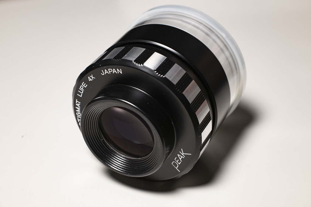 石好きによるルーペ紹介⑧ 平面を見たいならこれ『PEAK ANASTIGMAT