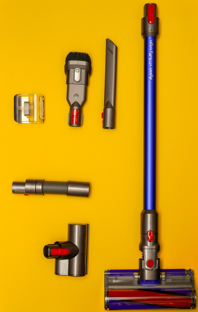 ダイソン掃除機 v11dok - Dyson V11 Complete Bagless 【ジャンク品