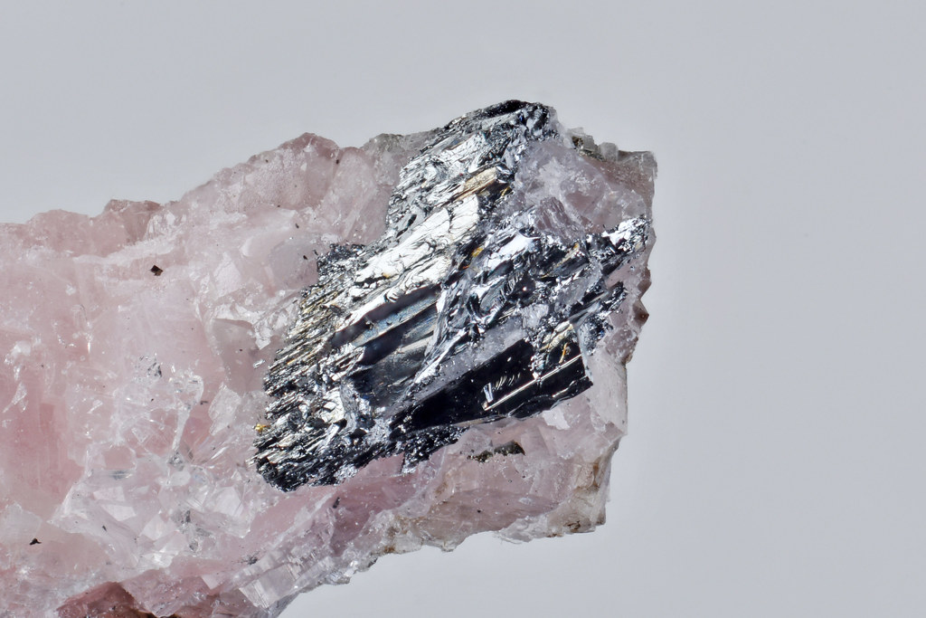 錫石（九連晶） 希少産地 鉱物標本 【公式通販】