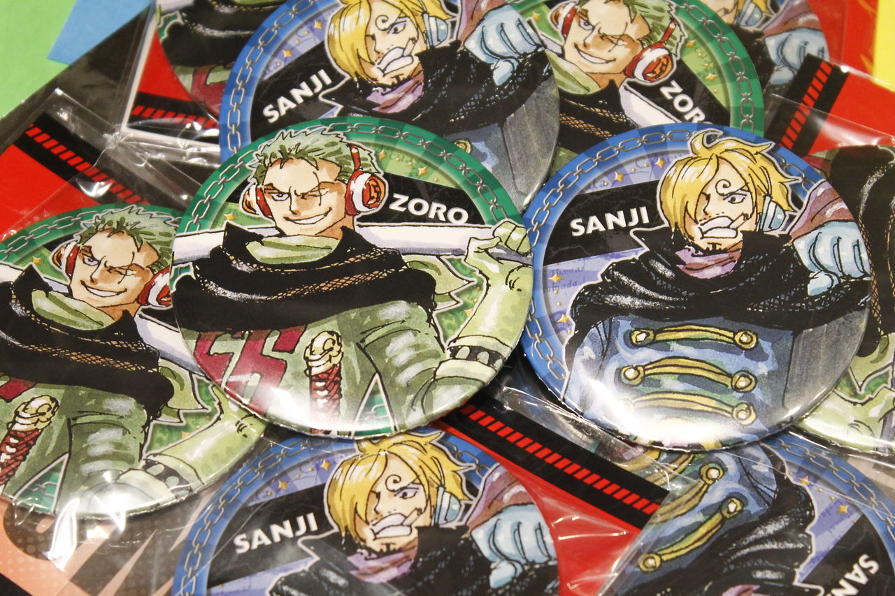 ワンピース 缶バッジ2個セット ゾロ サンジ ジェルマ ワンピース 缶