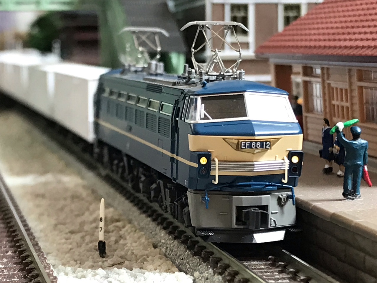 TOMIX レサ10000系「とびうお・ぎんりん」 : なみとの風